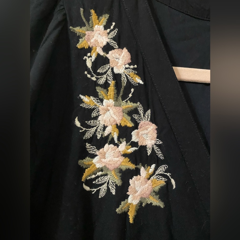 Abercrombie & Fitch Mini Black Dress Size: Small - Picture 3 of 5